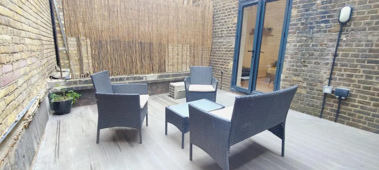 Apartment Spacious 3 Bed Flat Near Liverpool Street, Spitalfields London